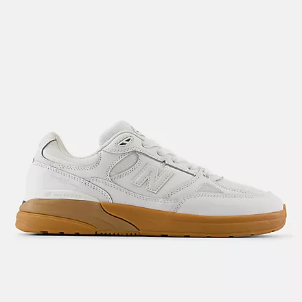 NB NUMERIC 933 ANDREW REYNOLDS--WHITE/GUM